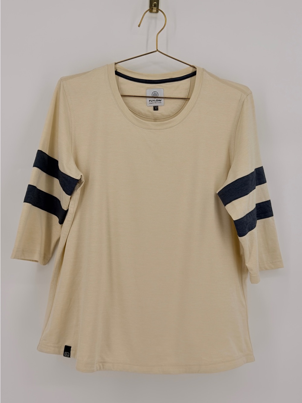 Flylow Women’s Cream Stripe 3/4 Sleeve Top Size Large - Picture 2 of 4